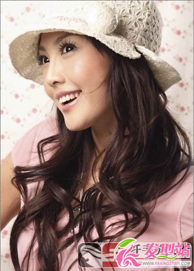 女生長(zhǎng)發(fā)發(fā)型自己家中設(shè)計(jì) 女生長(zhǎng)發(fā)發(fā)型自己家中設(shè)計(jì)