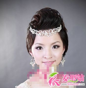 2012十款最時尚的新娘發(fā)式
