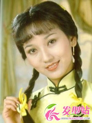 10位清純女明星的經(jīng)典麻花辮