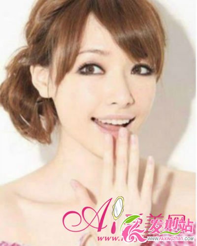 變sweet很簡(jiǎn)單 跟小編學(xué)最甜美發(fā)型