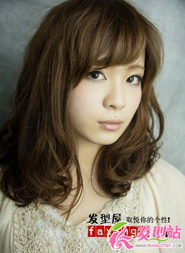 寬臉適合的發(fā)型推薦 大臉女生也適合的發(fā)型