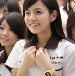 柯震東喜歡陳妍希嗎 回首《那些年》陳妍希發(fā)型與80后