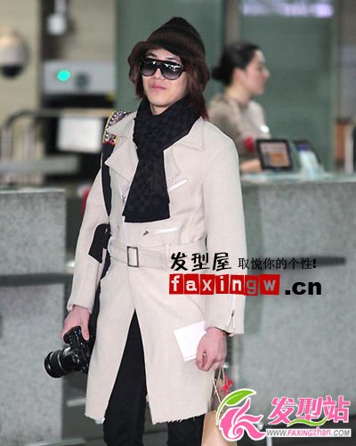FTIslandɆT2011İl(f)͈DƬ