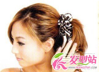 馬尾怎么扎好看 韓式馬尾告訴你
