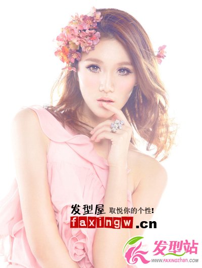 美女showgirl王熙然圖片 鵝蛋臉女孩好看發(fā)型鑒賞