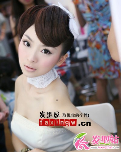 showgirl楊文歡圖片鵝蛋臉女生適合發(fā)型學(xué)習(xí)她
