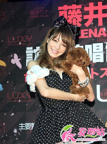 日本名模藤井LENA性感發(fā)型