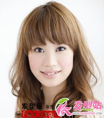 國字臉女生適合的發(fā)型
