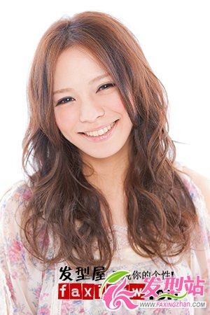 國字臉女生適合的發(fā)型