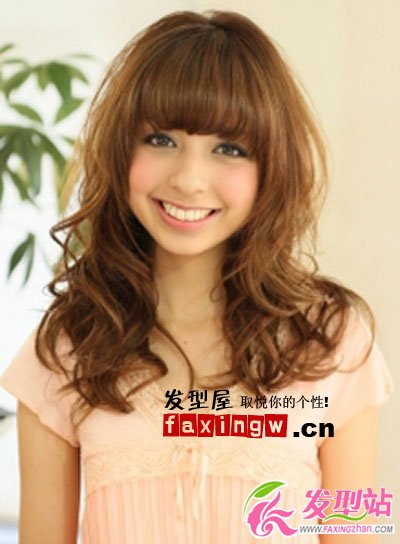 日本女生為我們演繹國字臉最適合什么發(fā)型