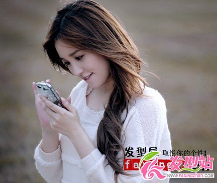 金莎新專輯寫真曝光 長(zhǎng)直發(fā)圖片小女人盡顯