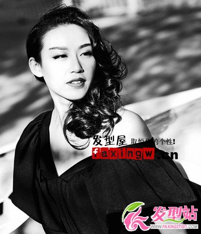 梁藝馨華麗寫真 魅惑長卷發(fā)上演熟女性感