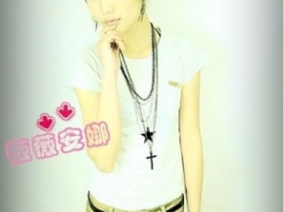 嫵媚動(dòng)感 潮人教你打造時(shí)尚盤發(fā)