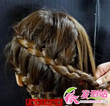 韓式可愛發(fā)型扎法步驟