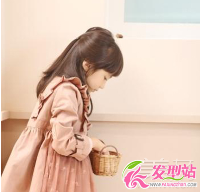 可愛(ài)小女孩發(fā)型綁扎方法 卡哇伊發(fā)型
