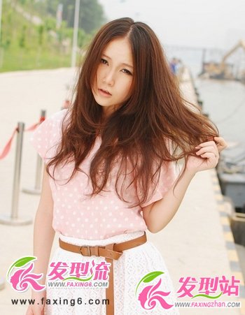 閃亮五月的女生中長發(fā)發(fā)型