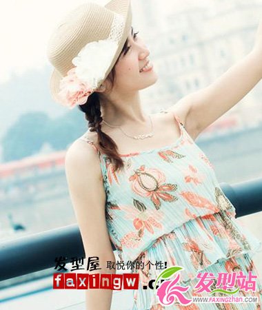 美麗俏佳人編發(fā)彰顯春季浪漫與美麗