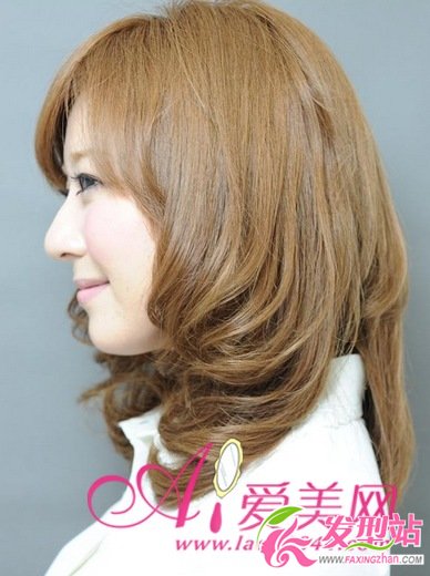 修顏效果再升級(jí) 梨花頭美翻五月天