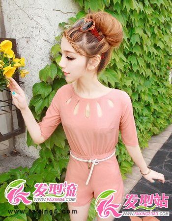 不同氣質(zhì)的盤(pán)發(fā)發(fā)型閃亮登場(chǎng)