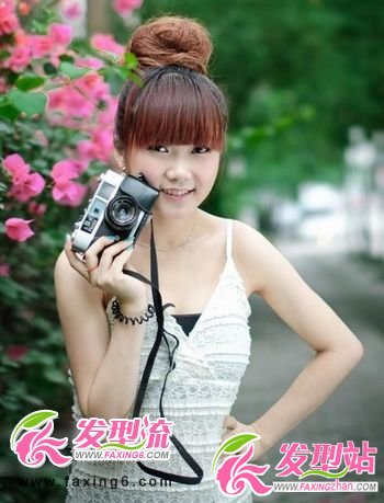 清爽百搭丸子頭 人見(jiàn)人愛(ài)