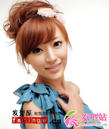 臉型長女生適合的發(fā)型圖片