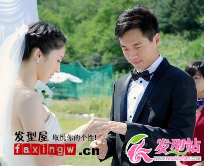 熱播《婆婆也是媽》女主角董璇迷人氣質(zhì)長(zhǎng)直發(fā)