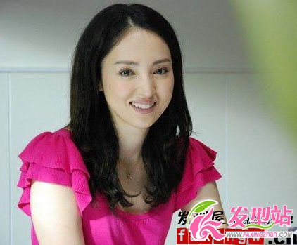 熱播《婆婆也是媽》女主角董璇迷人氣質(zhì)長(zhǎng)直發(fā)