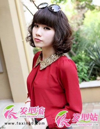 六月美美波波頭發(fā)型 綻放無限美感