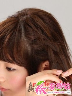 圓臉妹必學(xué) 4步扎發(fā)變小V臉