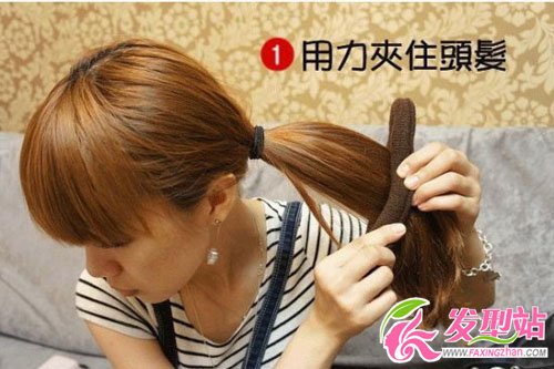 減齡花苞頭 簡(jiǎn)單甜美盤(pán)發(fā)萌度100%