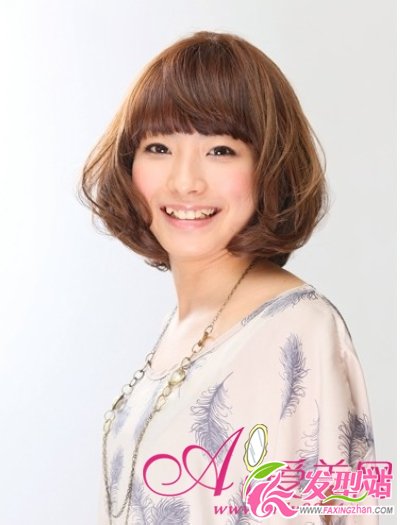 波波頭也能盤發(fā) 修顏甜美小技巧