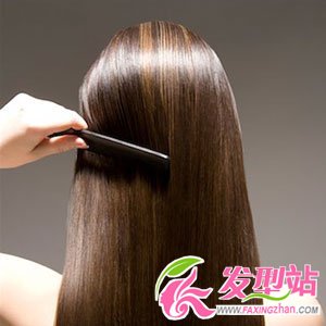 卷發(fā)光澤走捷徑 巧用橄欖油