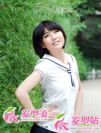 學院風女生短發(fā)發(fā)型