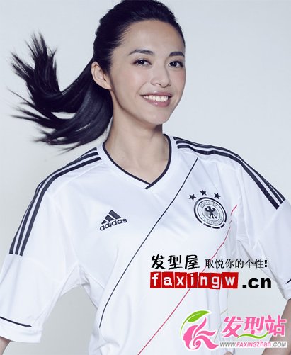 2012夏日清爽發(fā)型 女明星百搭減齡無(wú)劉海馬尾發(fā)型