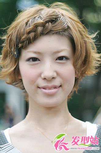 小P老師來(lái)助陣 教給短發(fā)女生的一周造型指南
