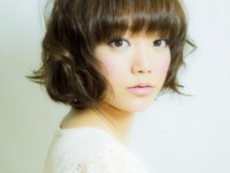 俏麗瘦臉短發(fā)梨花頭