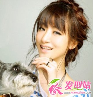 時尚盤發(fā)演繹女人不同風(fēng)格