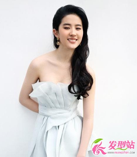 劉亦菲氣質(zhì)長(zhǎng)發(fā)發(fā)型