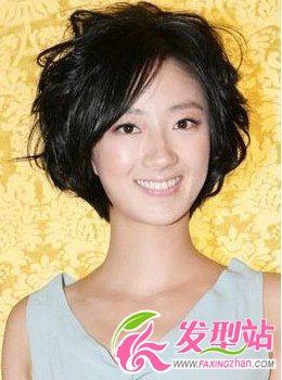 搶鏡的女生短發(fā)發(fā)型