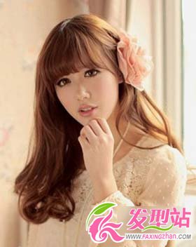 2012最新中長發(fā)發(fā)型設(shè)計