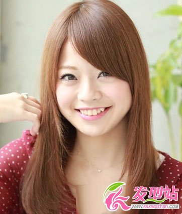 冬季中長發(fā)內(nèi)扣燙發(fā)發(fā)型