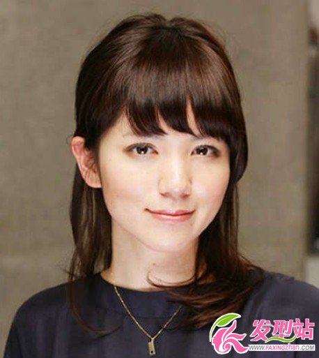 2013流行發(fā)型:職場(chǎng)扎發(fā)發(fā)型
