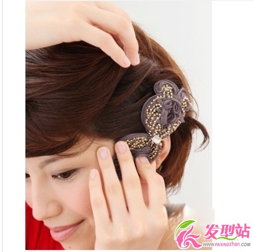 短燙發(fā)怎么打理 時尚短發(fā)diy教程