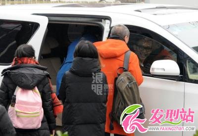 周迅與陳輝虹什么關(guān)系_陳輝虹個人資料_周迅20年8段情史盤點(diǎn)