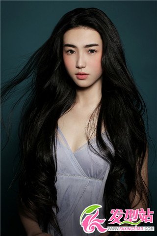 張辛苑時尚復(fù)古發(fā)型盤點 打造養(yǎng)眼氣質(zhì)美女