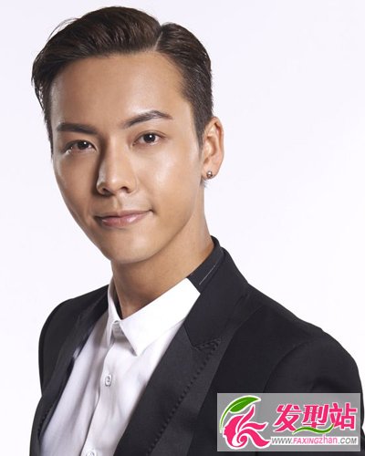 陳偉霆李易峰發(fā)型對(duì)比 兩位男神發(fā)型你喜歡哪款