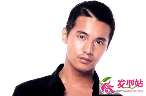 男士很有成熟氣質短發(fā)造型 展現(xiàn)你的型男魅力