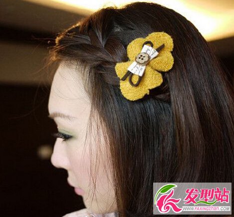 短發(fā)女生劉海怎么打理 短發(fā)劉海蜈蚣辮編發(fā)很時尚