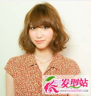 學(xué)生的短頭發(fā)怎樣扎才好看 短發(fā)女生簡(jiǎn)單扎發(fā)教程