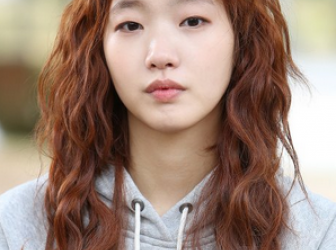 奶酪陷阱女主角玉米燙 泡面頭燙卷發(fā)型圖片大全 奶酪陷阱女主角玉米燙 泡面頭燙卷發(fā)型圖片大全